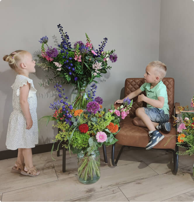 Beautiful bouquets delivered to your home from Florist Munnekeburen